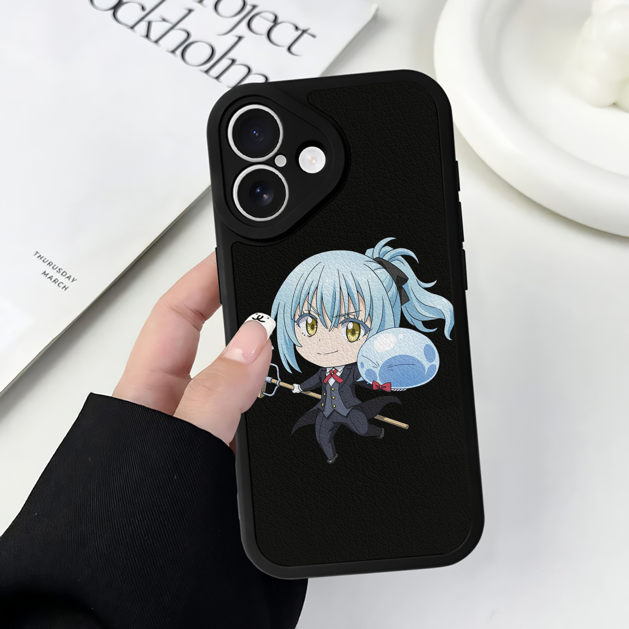（画像用） 転スラ Regarding Reincarnated to Slime 【iPhone 16シリーズ対応】シリコンスマホケース（レザー調） 材質：シリコン
